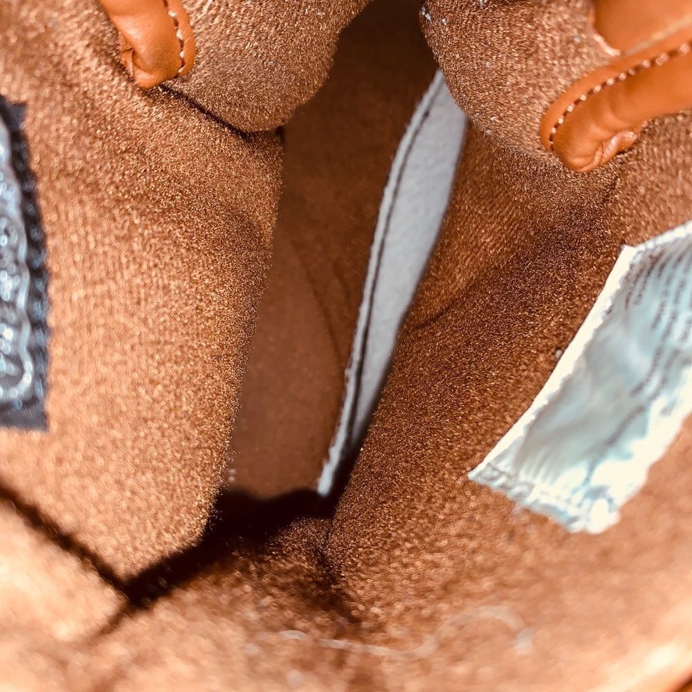 Classic Waterproof Duck Boots. - Picture 10 of 12